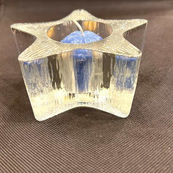 NIB💙STAR SHAPED VOTIVE CANDLEHOLDER WITH BLUEBERRY SCENTED VOTIVE CANDLE - Picture 2 of 10